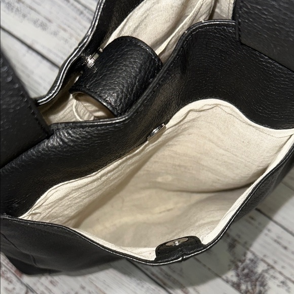 Vince Camuto Handbag Corah‎ Tote - Picture 10 of 12